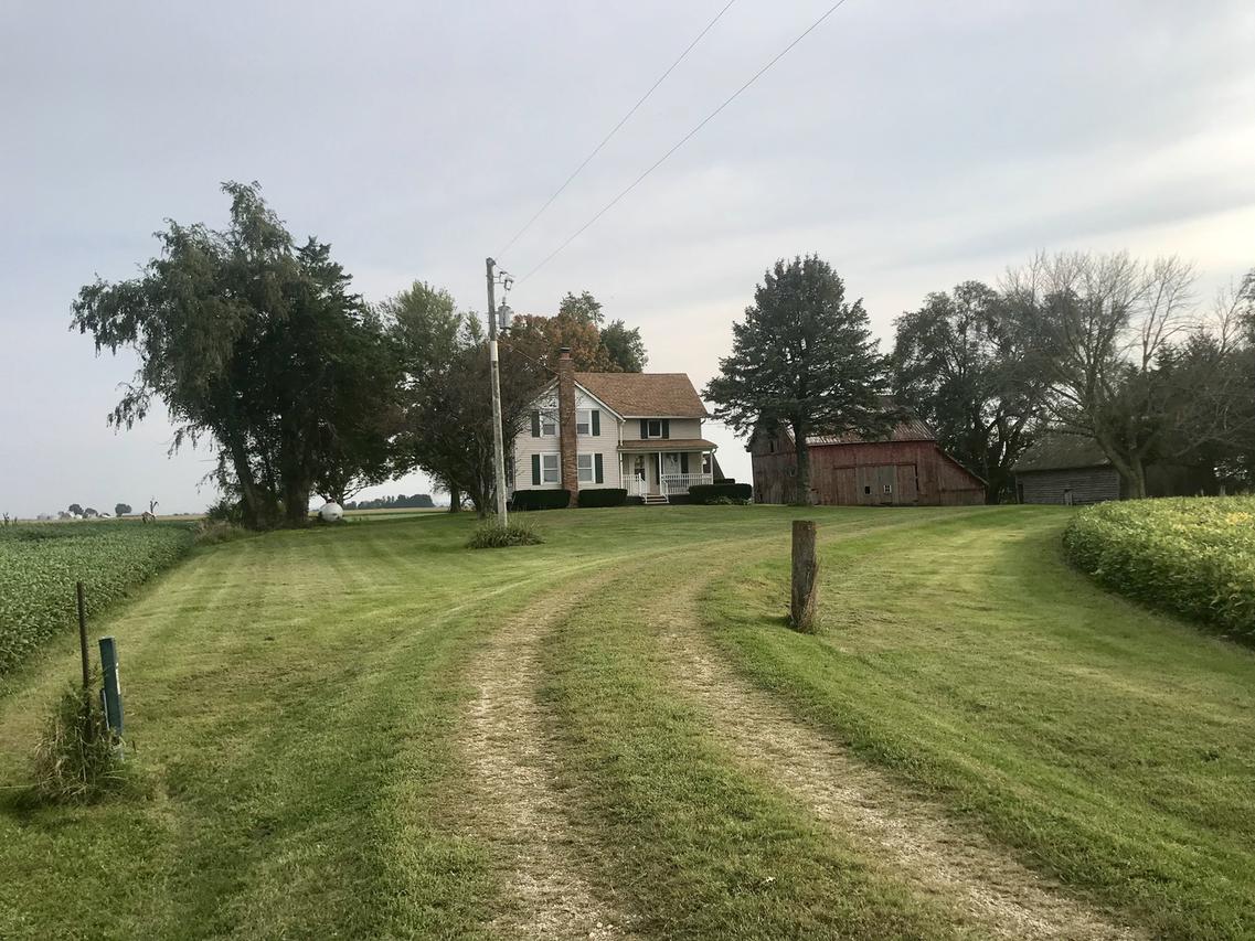 16556 1800 Ave., Princeton, IL 61356
