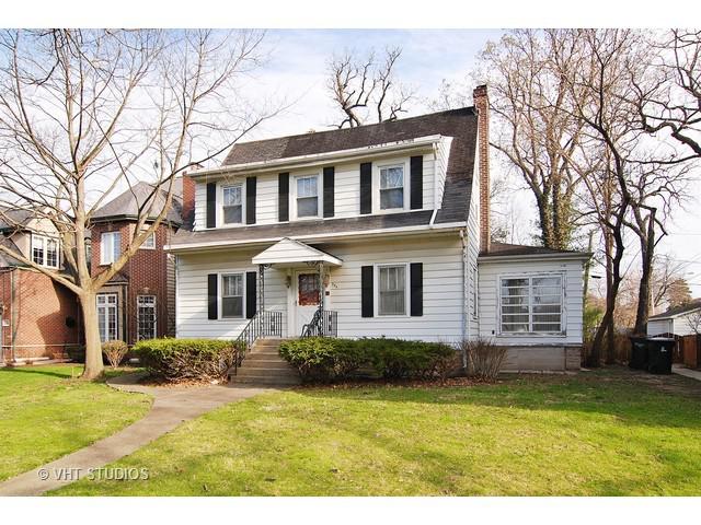 294 Maplewood Rd., Riverside, IL 60546