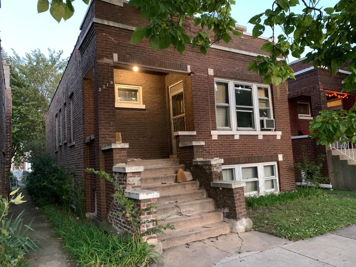 2319 Cuyler Ave., Berwyn, IL 60402