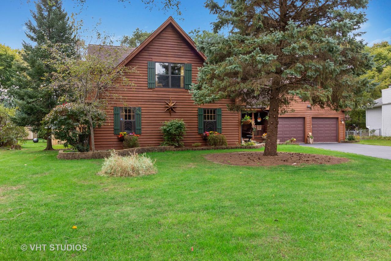 5233 Frankies Ln., Roscoe, IL 61073