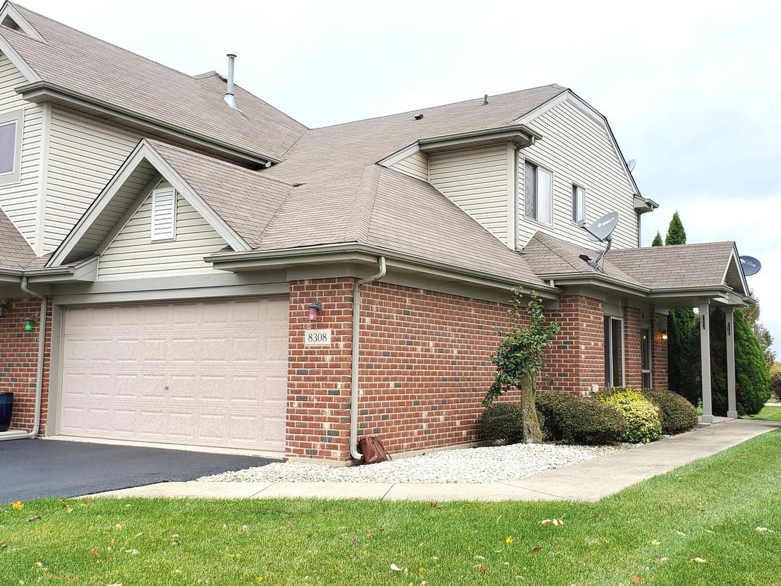 8308 Auburn Ln., Frankfort, IL 60423