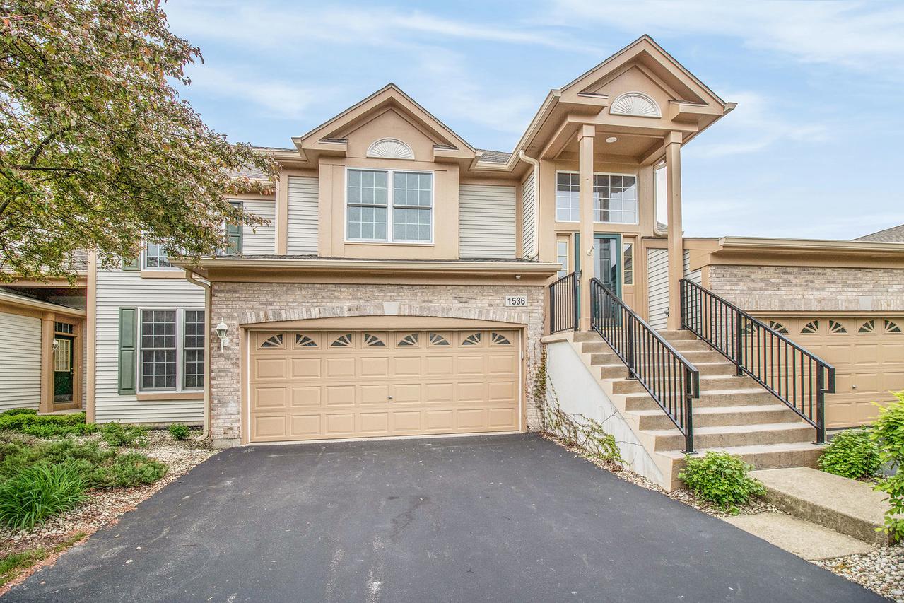 1536 Orchard Cir., Naperville, IL 60565