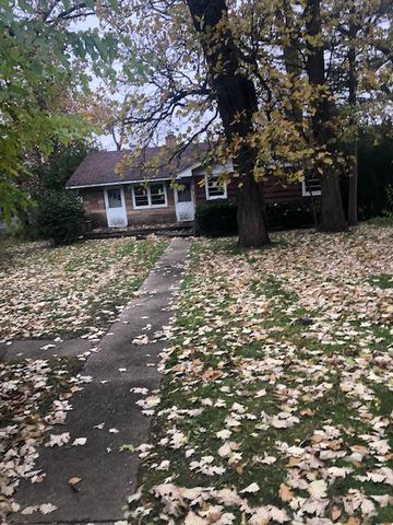 9832 Queen Oaks Dr., Machesney Park, IL 61115