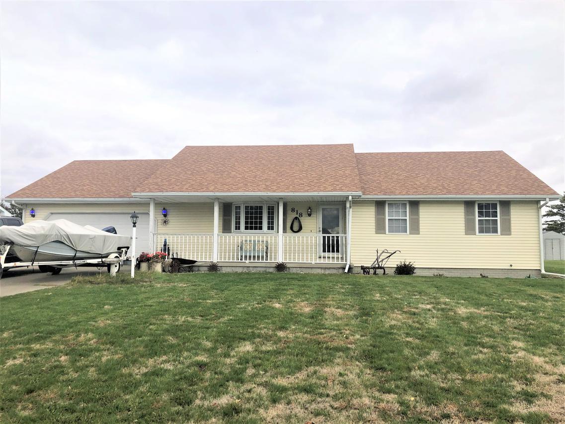 818 E Lefevre Ave., Gibson City, IL 60936
