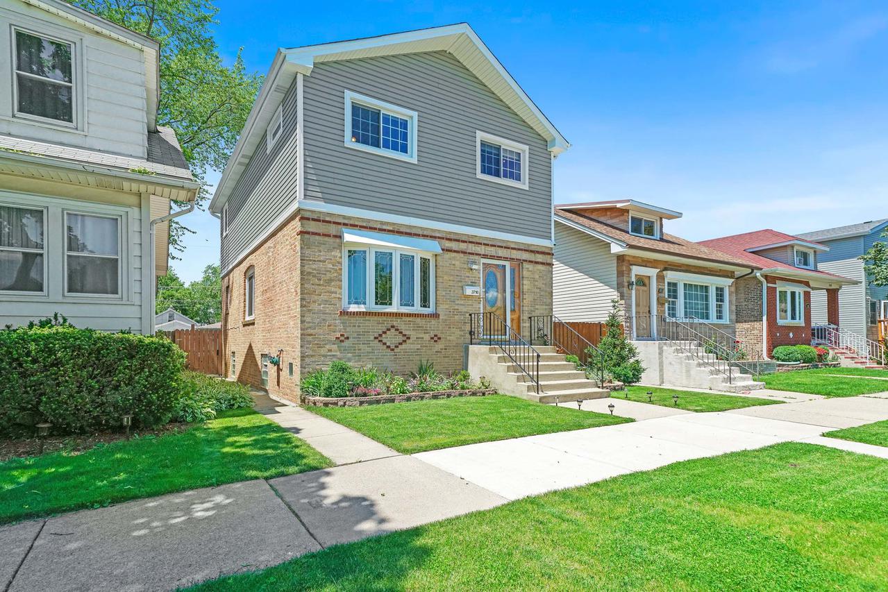 3718 N Oketo Ave., Chicago, IL 60634