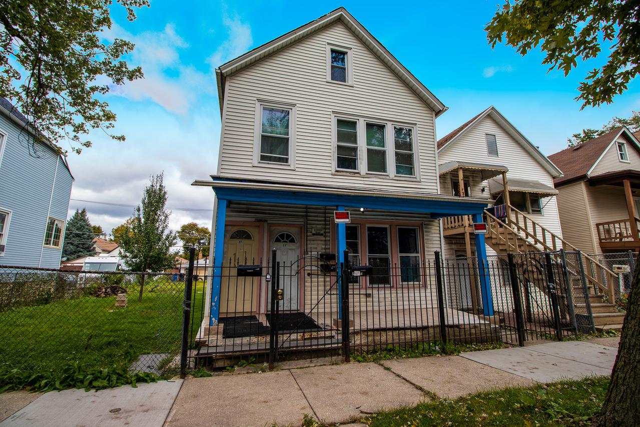 2220 W 50th Pl., Chicago, IL 60609