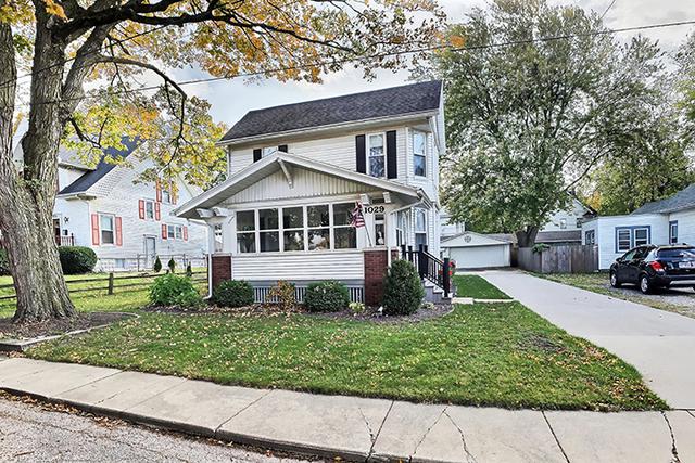 1029 E Front St., Bloomington, IL 61701