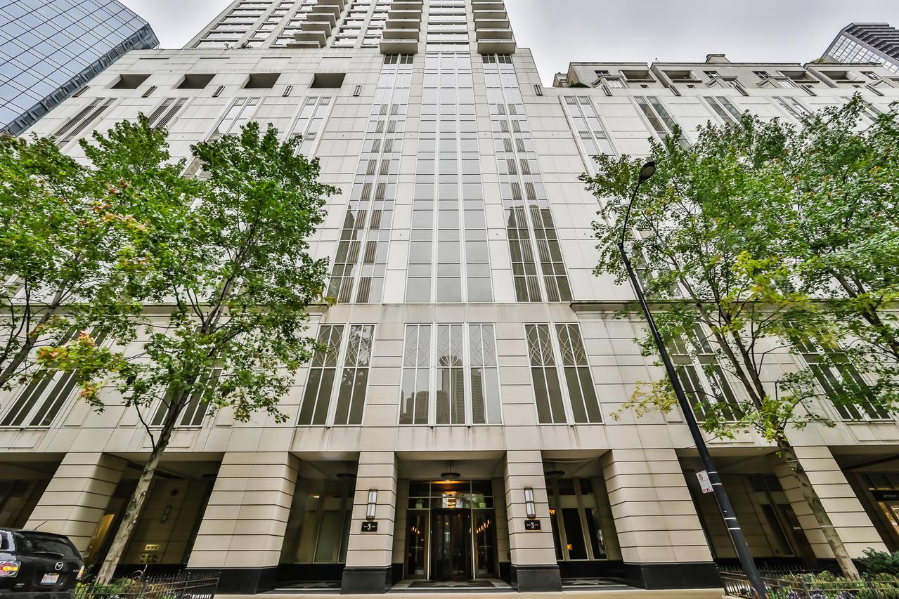 55 E Erie St. #1803, Chicago, IL 60611