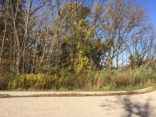 10 Chateau Dr., West Dundee, IL 60118