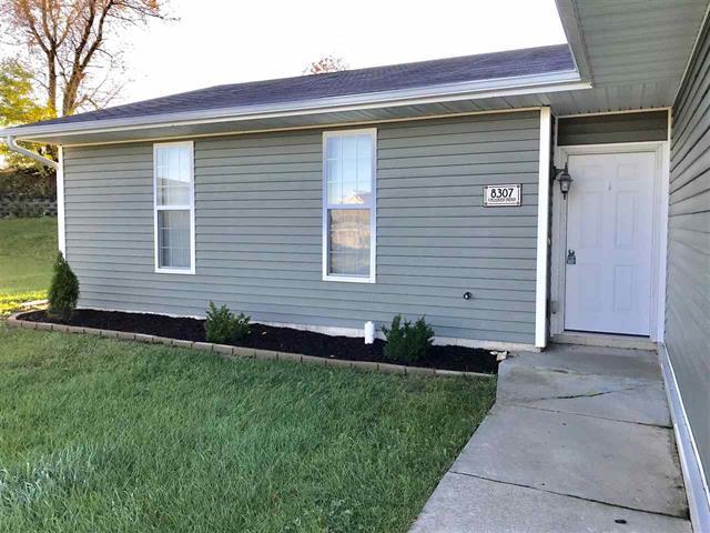 8307 Crooked Bend Rd., Machesney Park, IL 61115