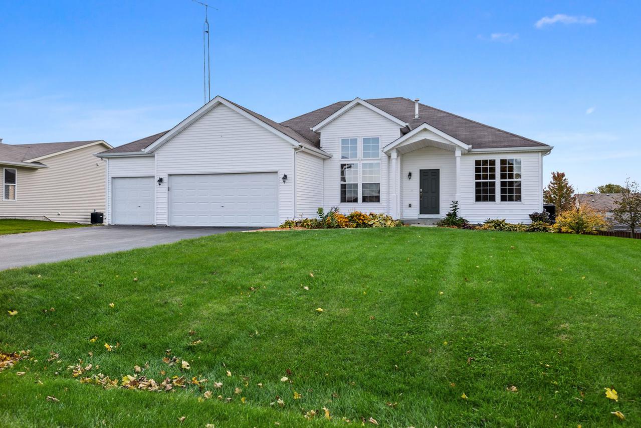 718 Ballymore Rd., Roscoe, IL 61073