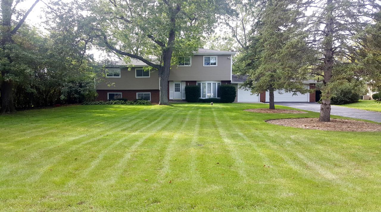50 Constance Ln., Northbrook, IL 60062