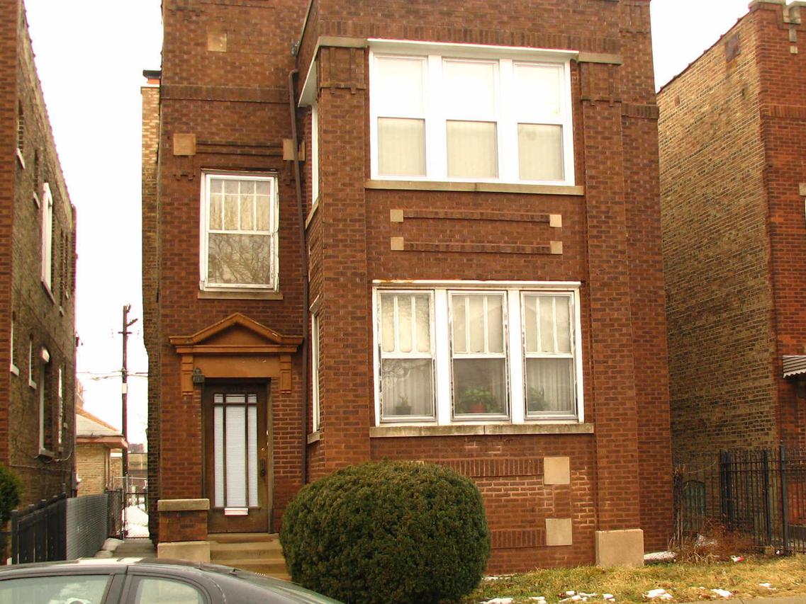 8118 S Loomis Blvd., Chicago, IL 60620