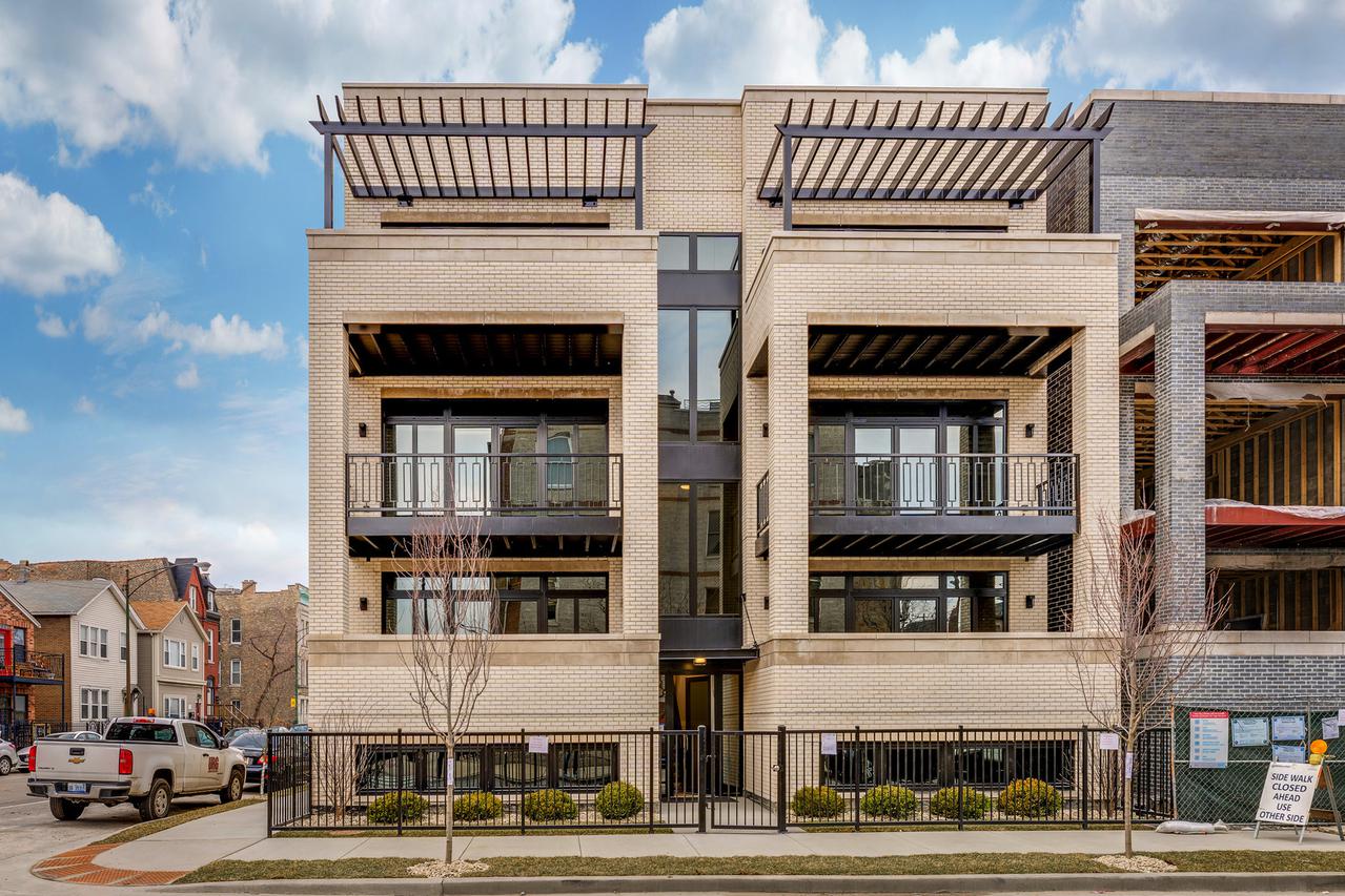 1350 W Walton St. #3W, Chicago, IL 60642