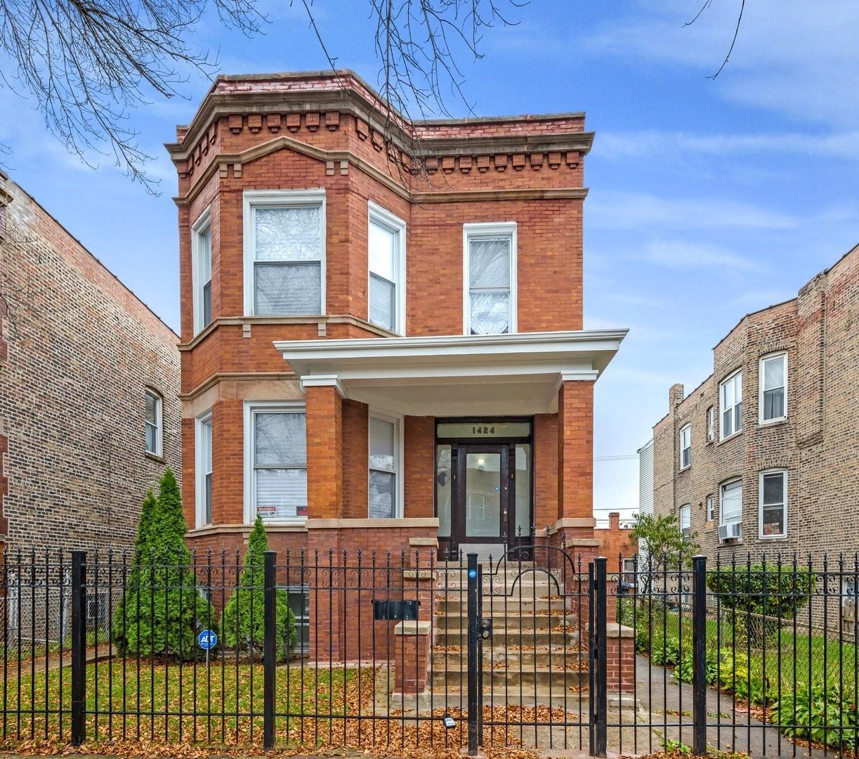1424 N Harding Ave., Chicago, IL 60651