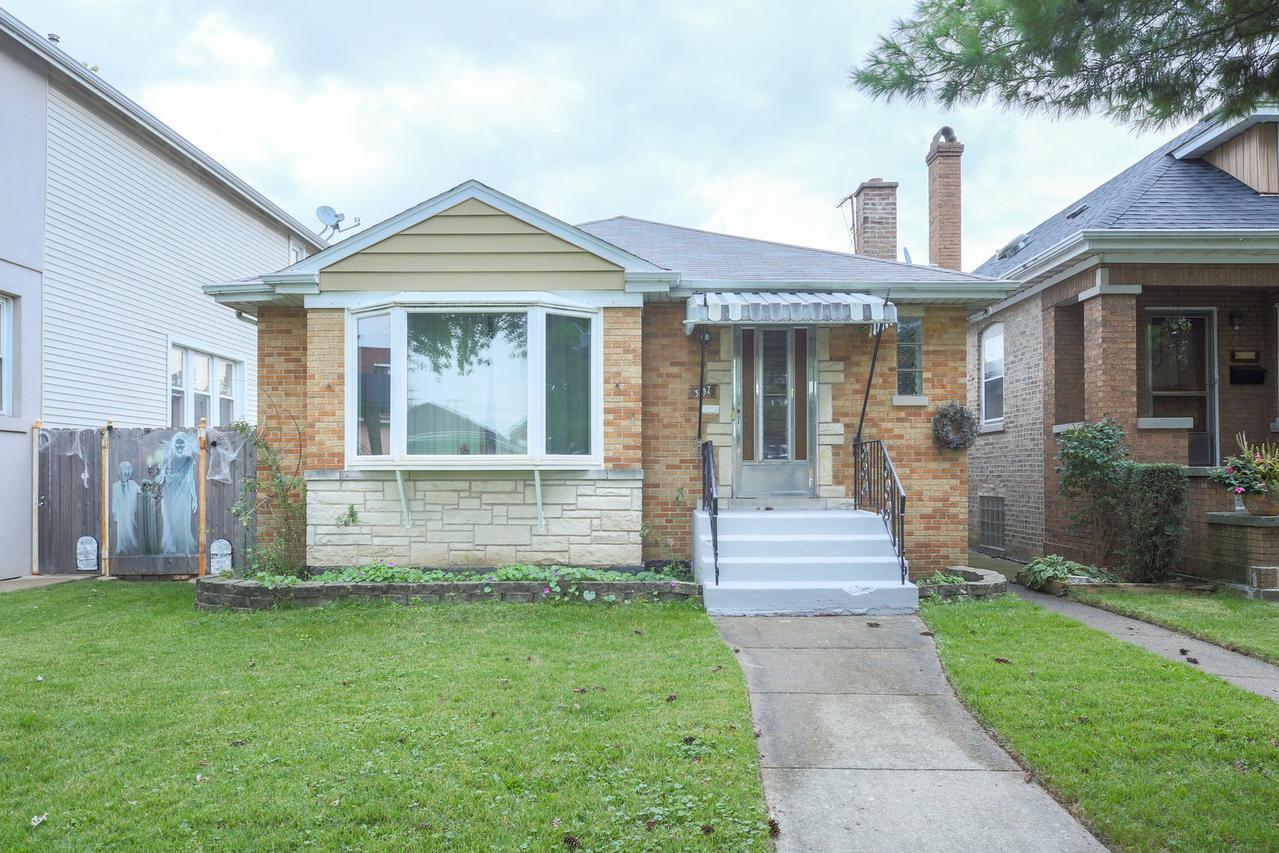 3137 N Oleander Ave., Chicago, IL 60707