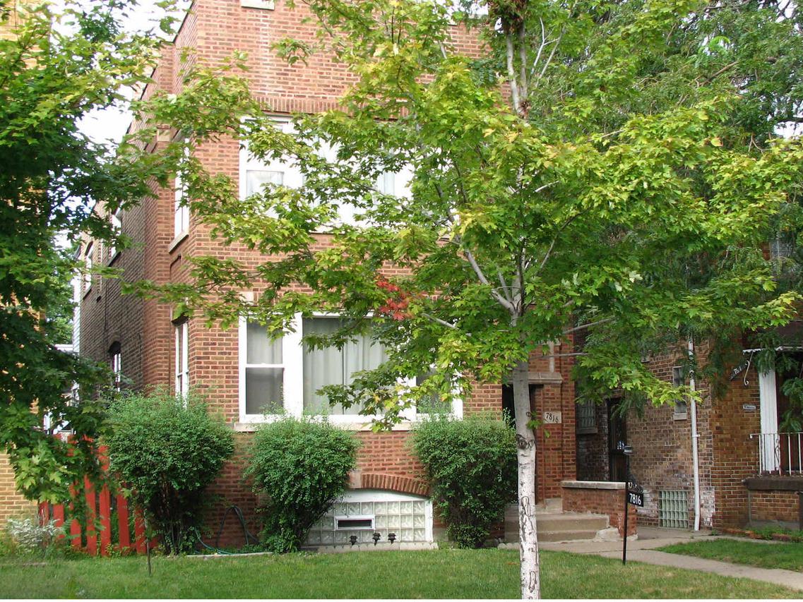 7816 S Jeffery Blvd., Chicago, IL 60649