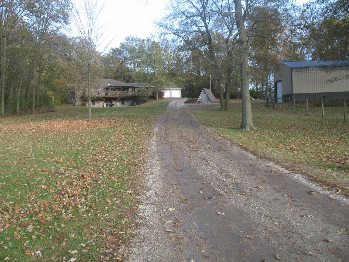 3158 Deerfield Rd., Clinton, IL 61727