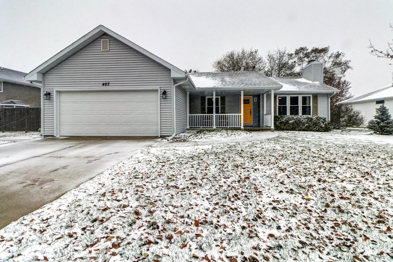 407 Sherwood Dr., St. Joseph, IL 61873