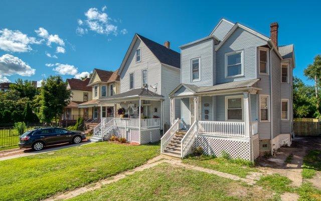 2614 E 76th St., Chicago, IL 60649