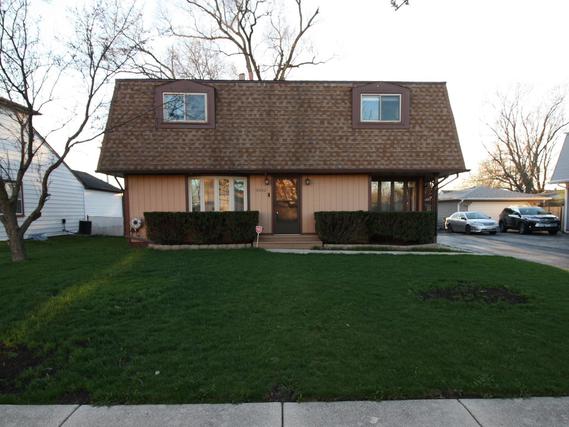 9542 Rutherford Ave., Oak Lawn, IL 60453