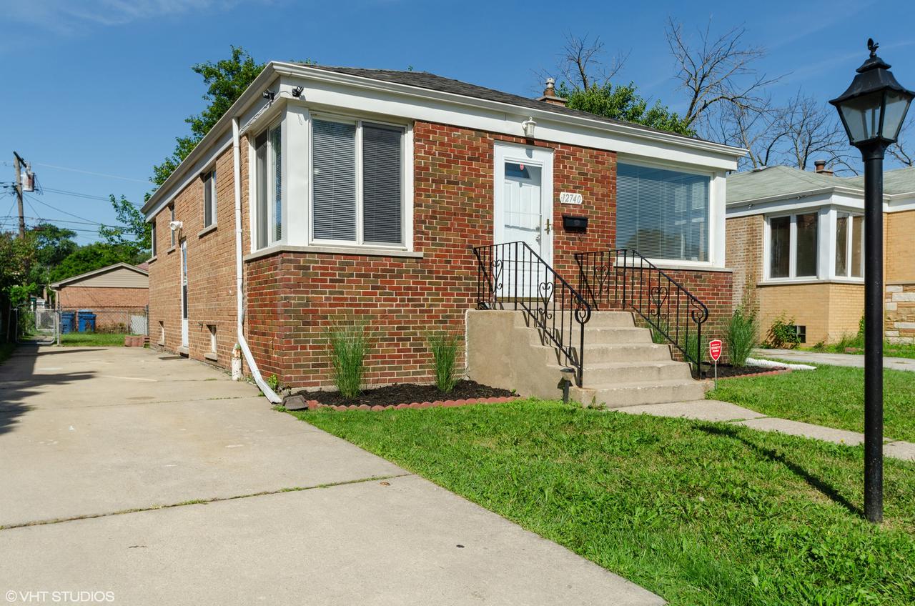 12740 S May St., Calumet Park, IL 60827