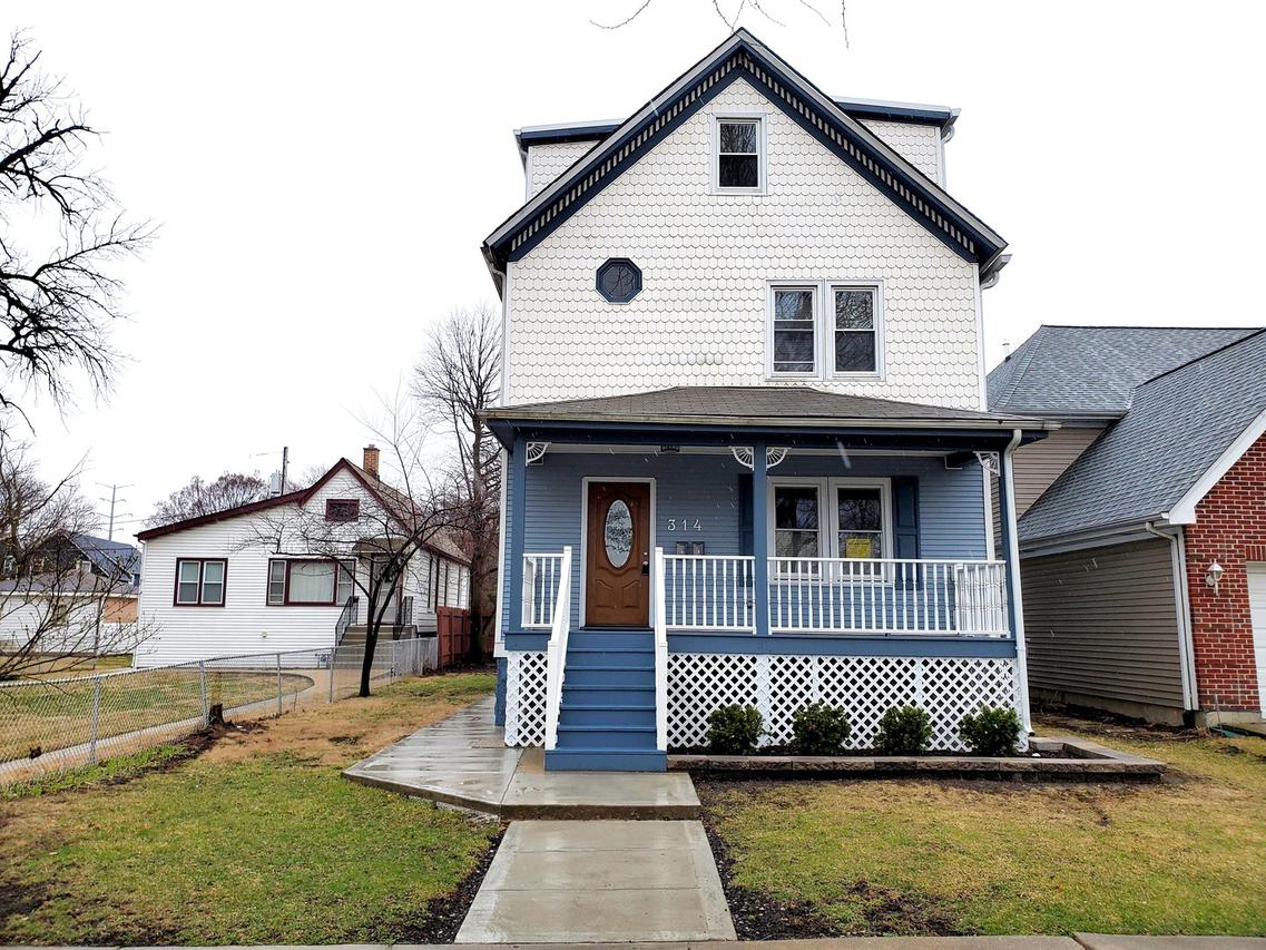 314 E Calendar Ave., La Grange, IL 60525