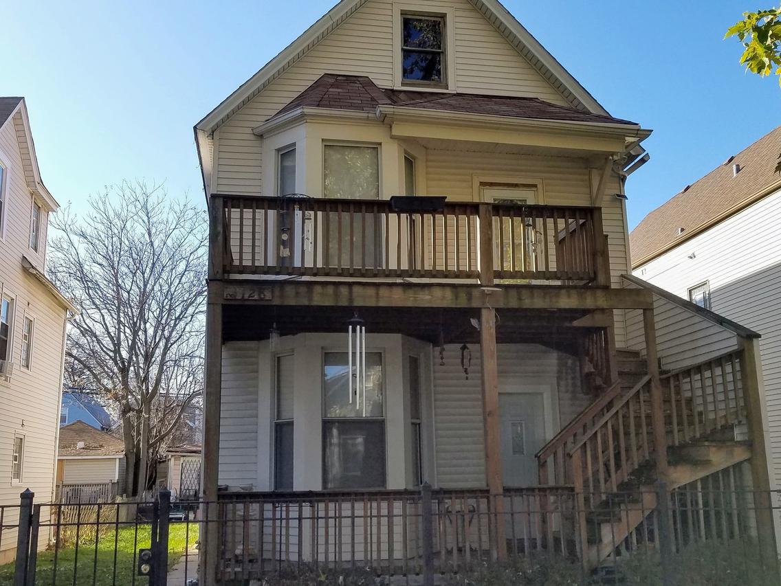 3126 N St Louis Ave., Chicago, IL 60618
