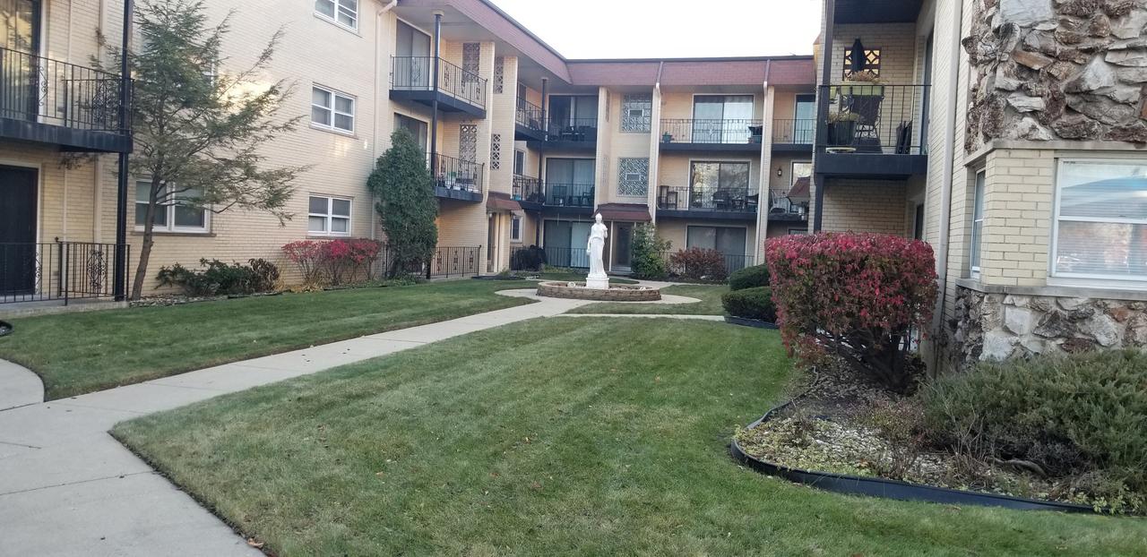 5022 N Austin Ave. #1H, Chicago, IL 60630