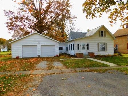 309 W Chestnut St., Fairbury, IL 61739