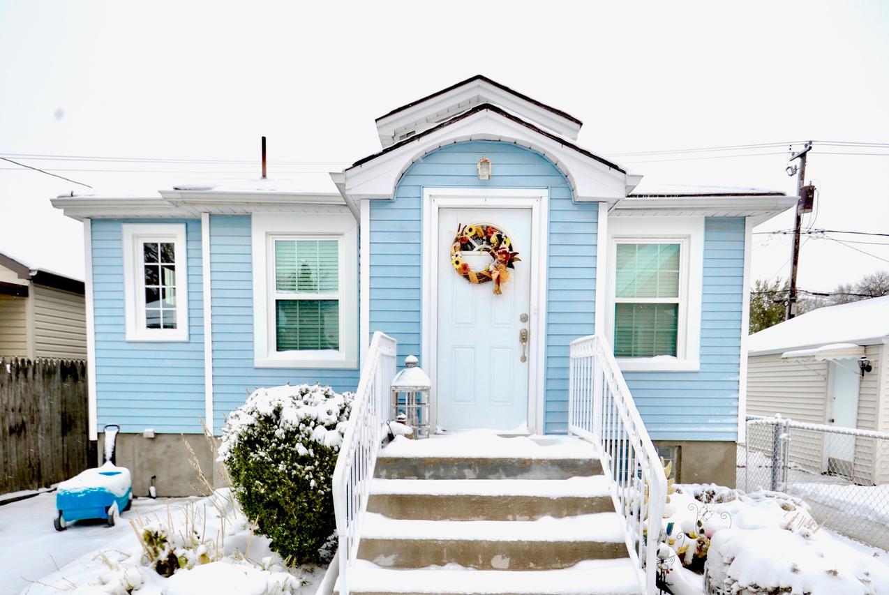 3831 N Pontiac Ave., Chicago, IL 60634