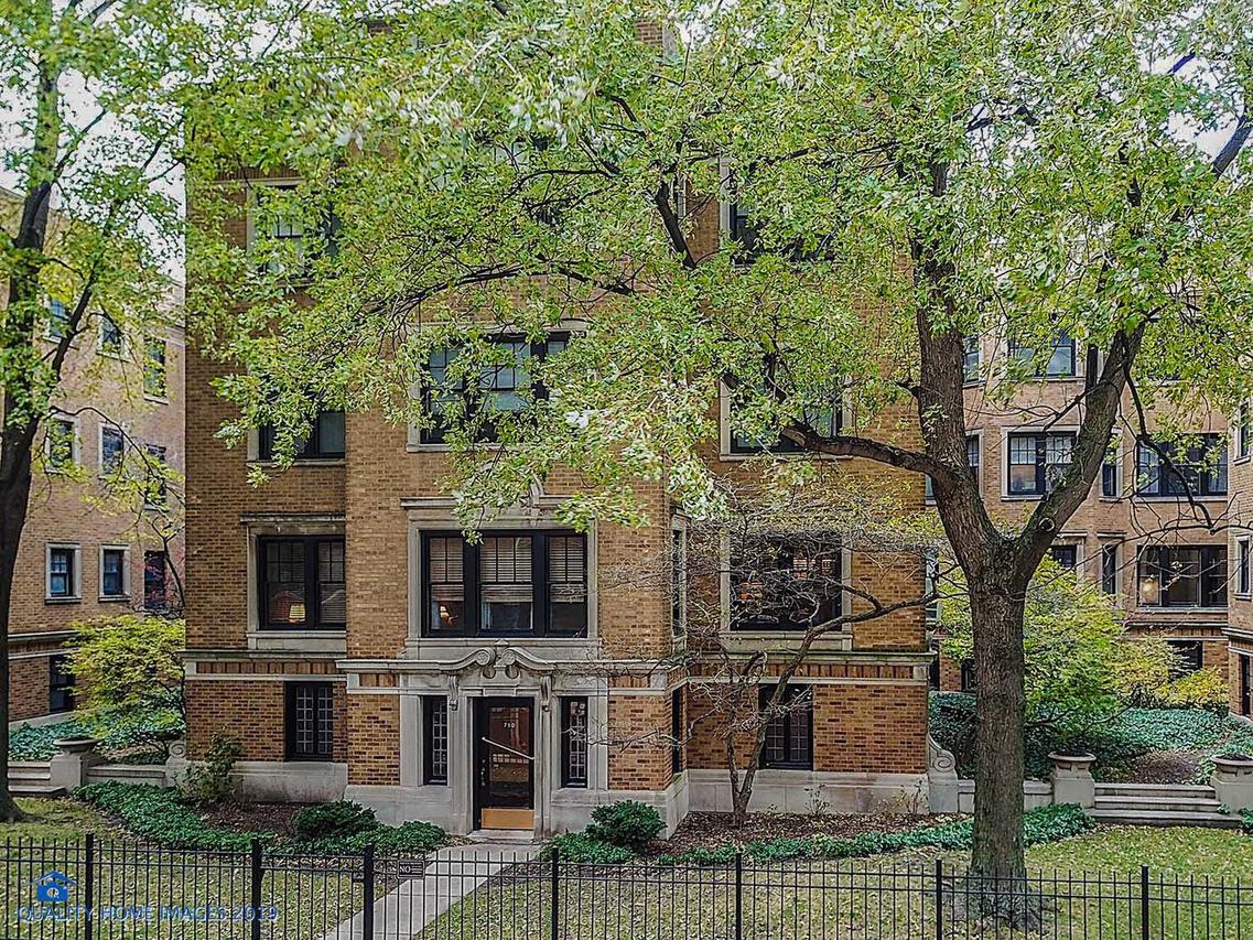 710 W Gordon Ter. #C, Chicago, IL 60613