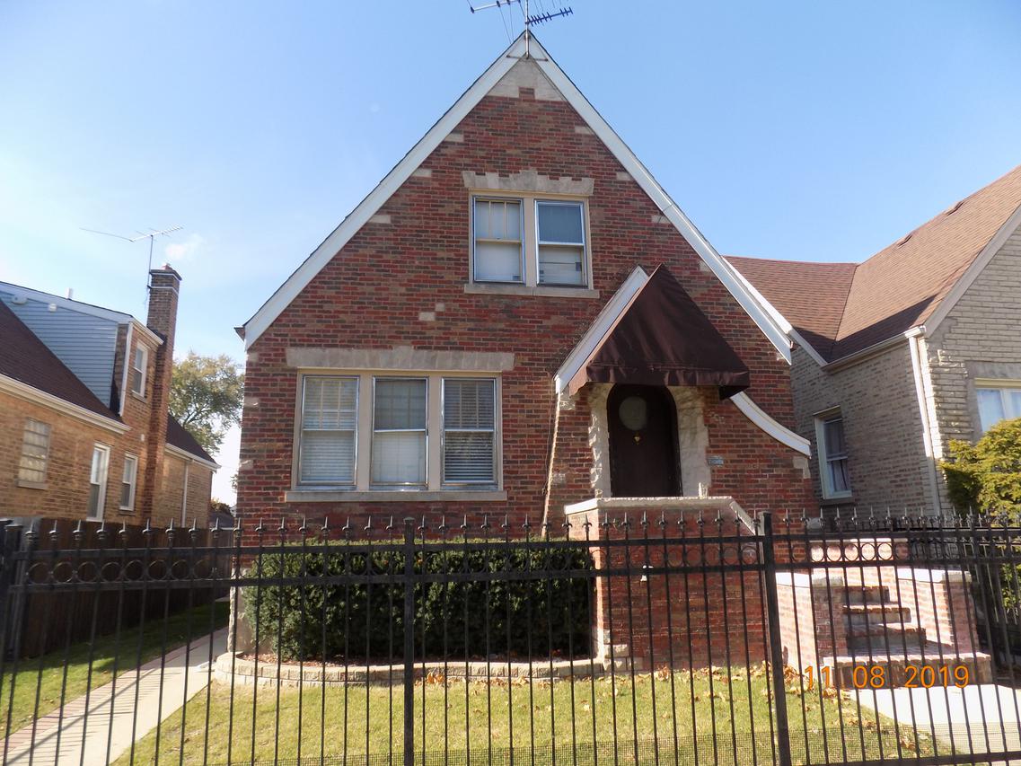 5254 S Sacramento Ave., Chicago, IL 60632