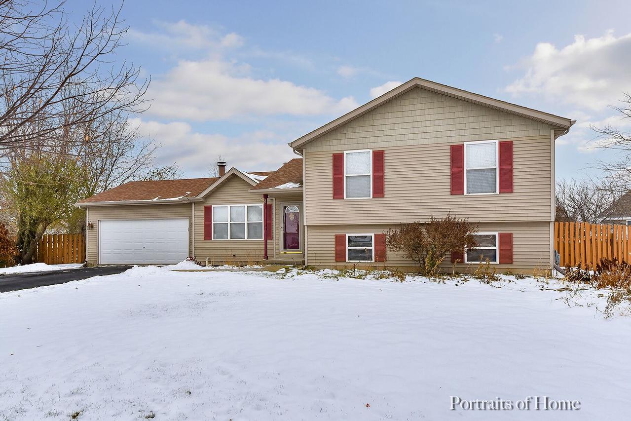 1244 Scott Ct., Dekalb, IL 60115