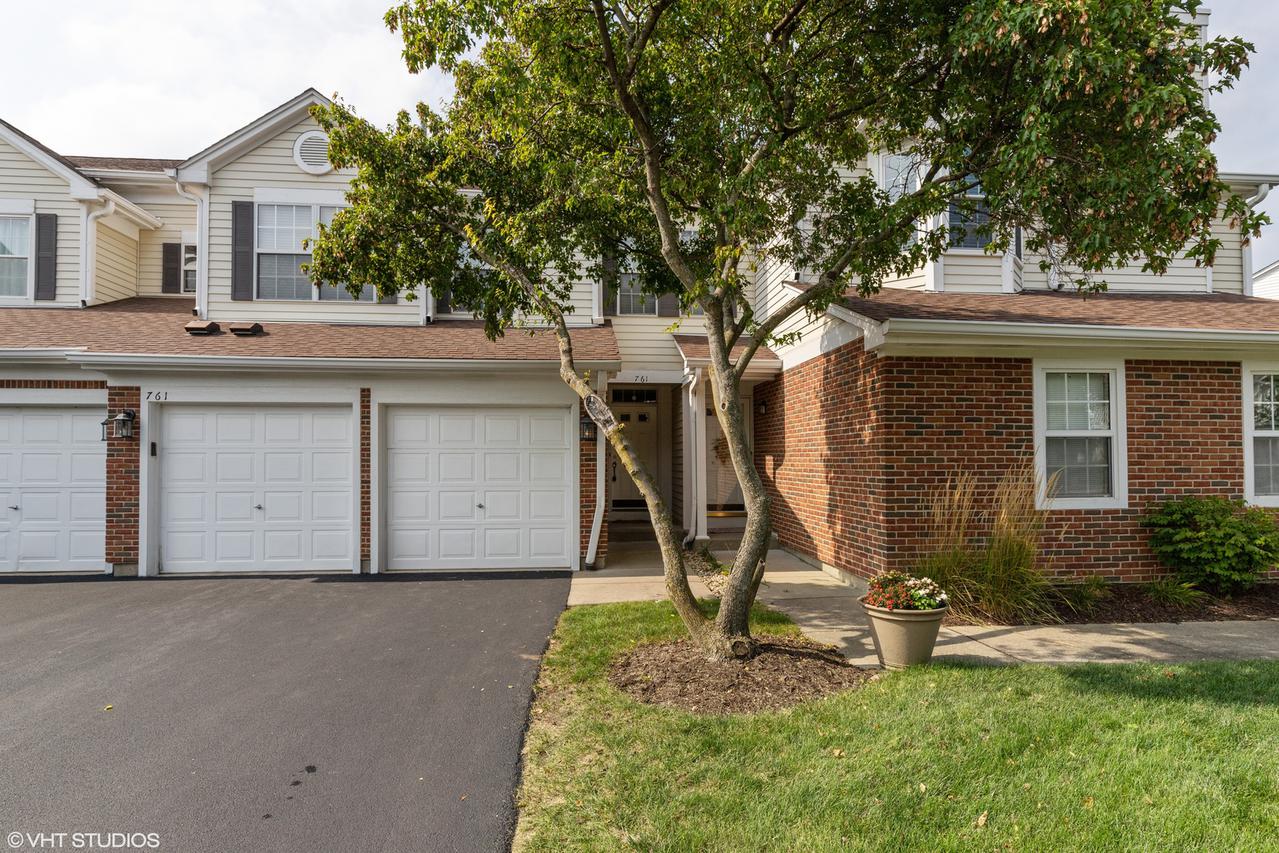 761 Grosse Pointe Cir., Vernon Hills, IL 60061