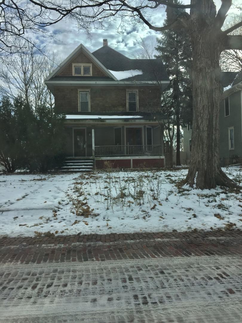 610 S 2nd St., Dekalb, IL 60115