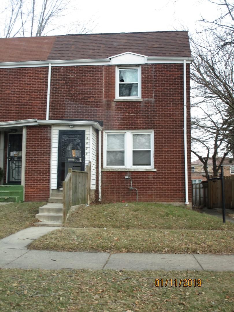 8629 S St Lawrence Ave., Chicago, IL 60619