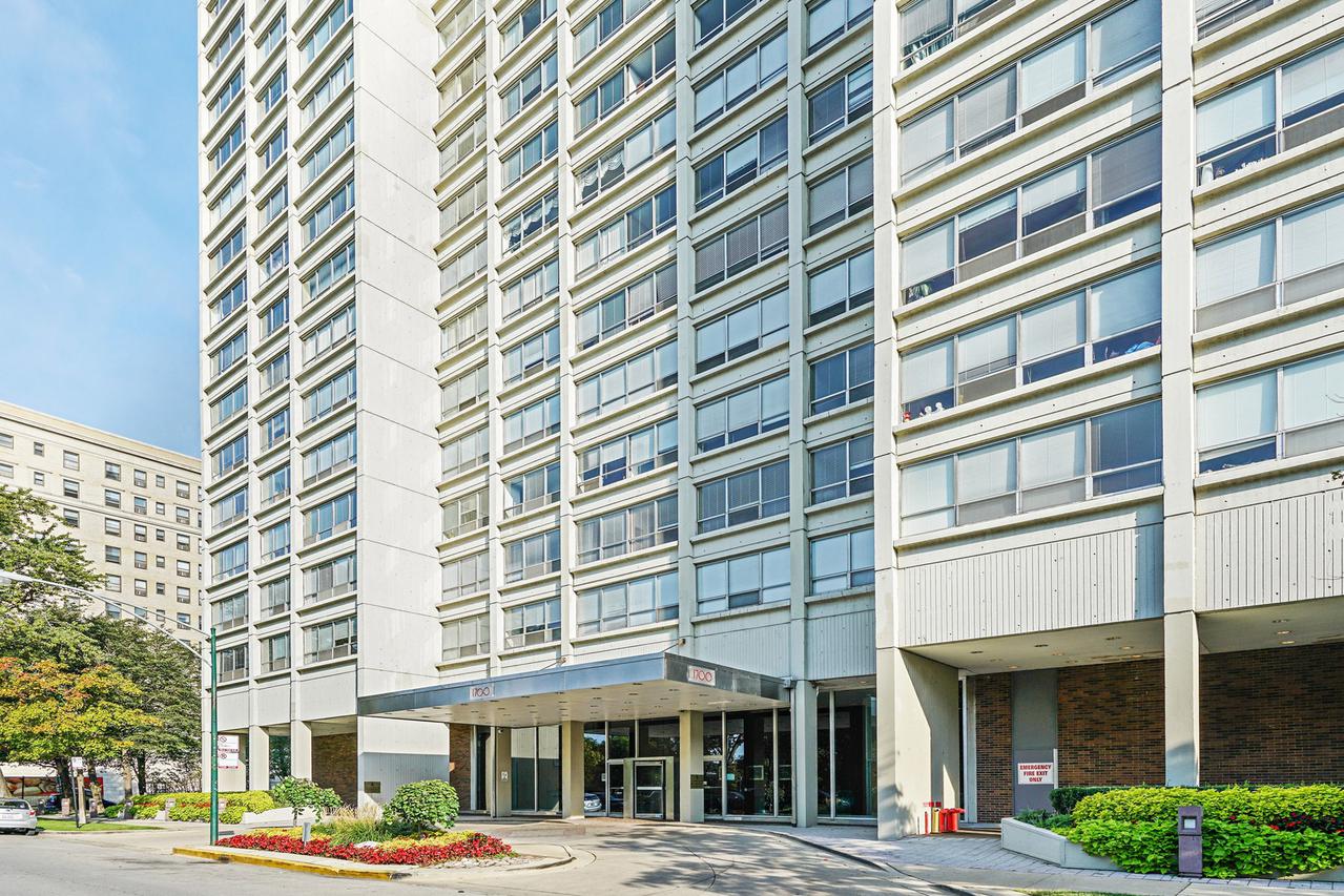 1700 E 56th St. #2804, Chicago, IL 60637