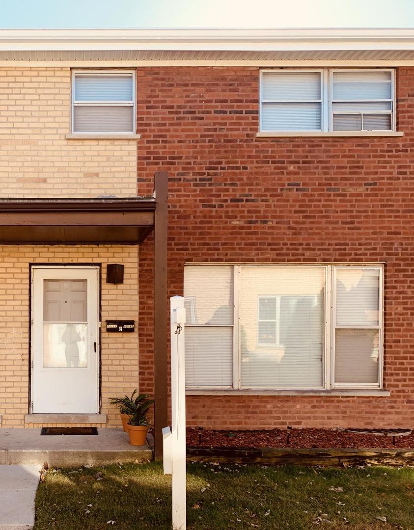 218 Linn Ct. #B, North Aurora, IL 60542