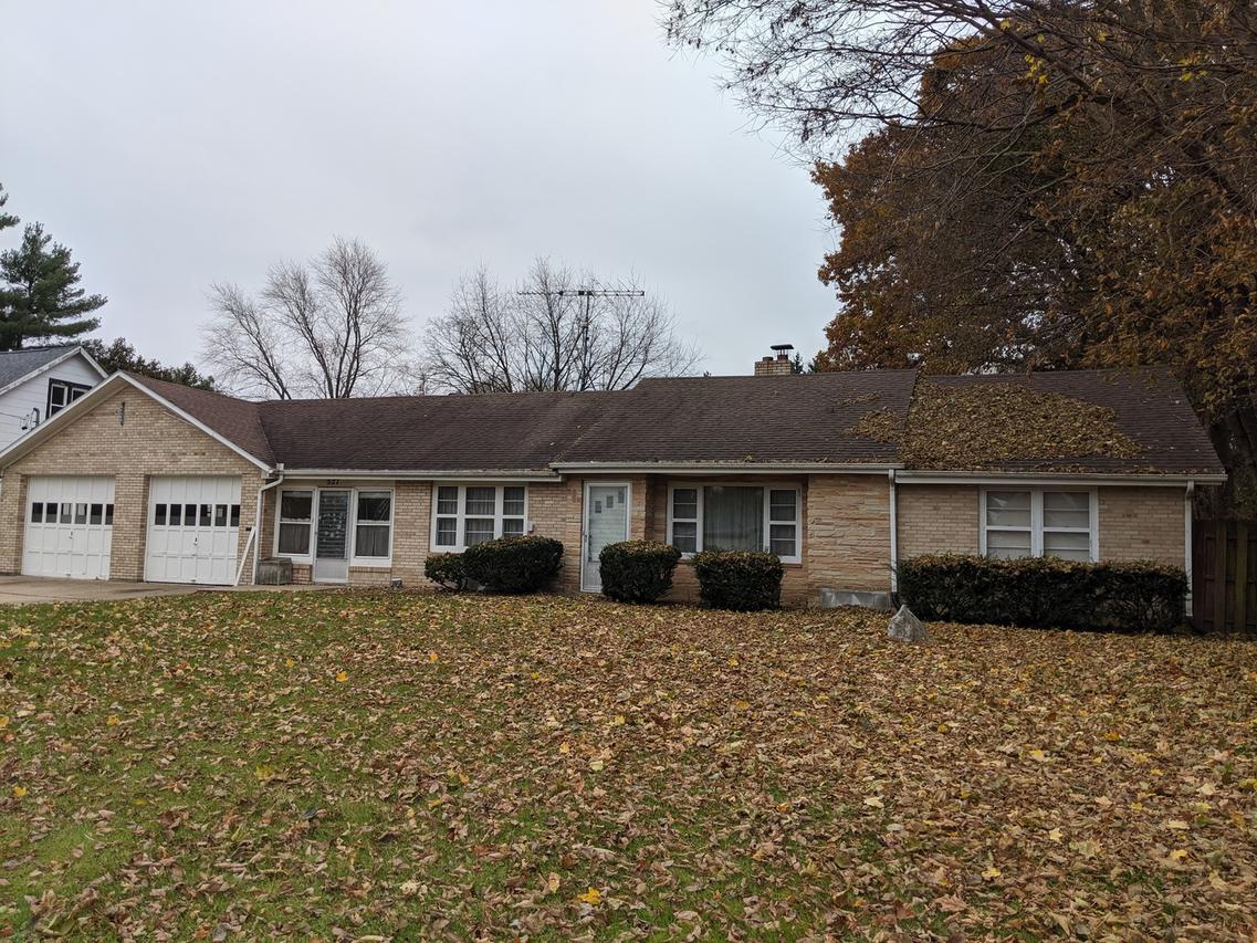 527 W Empire St., Freeport, IL 61032