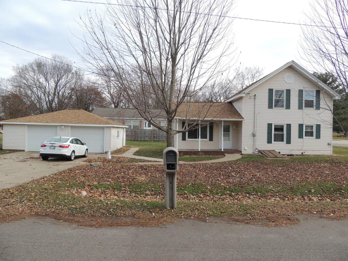 202 N 6th St., Hennepin, IL 61327