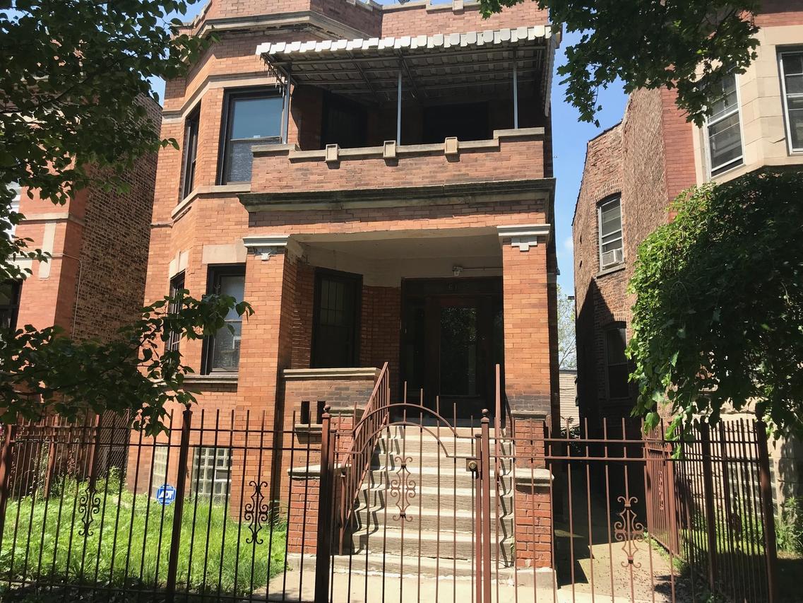 6142 S St Lawrence Ave., Chicago, IL 60637