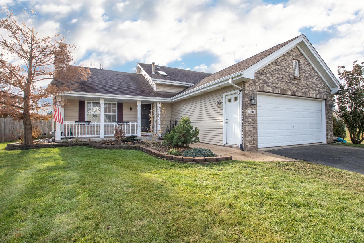 1996 Broadmoor Rd., Roscoe, IL 61073