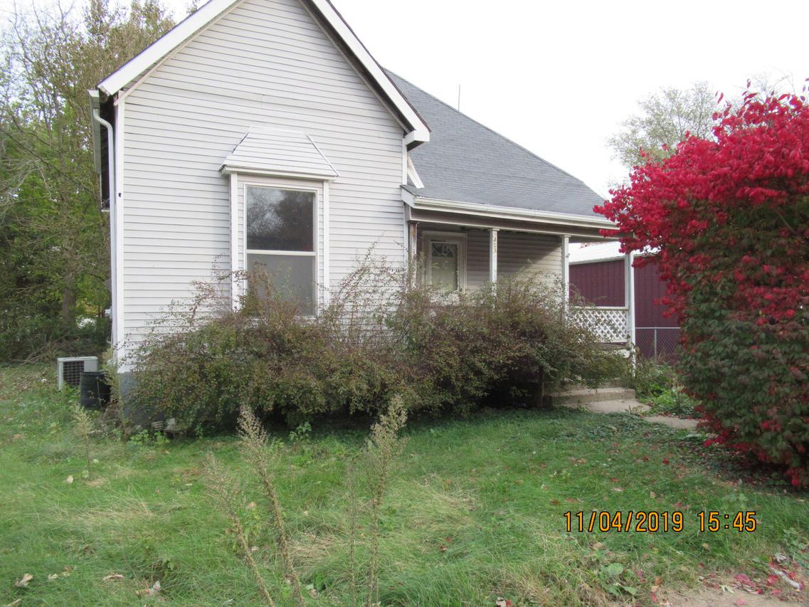 403 N Gray St., Sidell, IL 61876