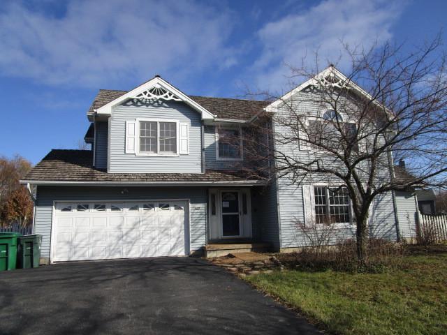 469 Cross Arm Dr., Grayslake, IL 60030