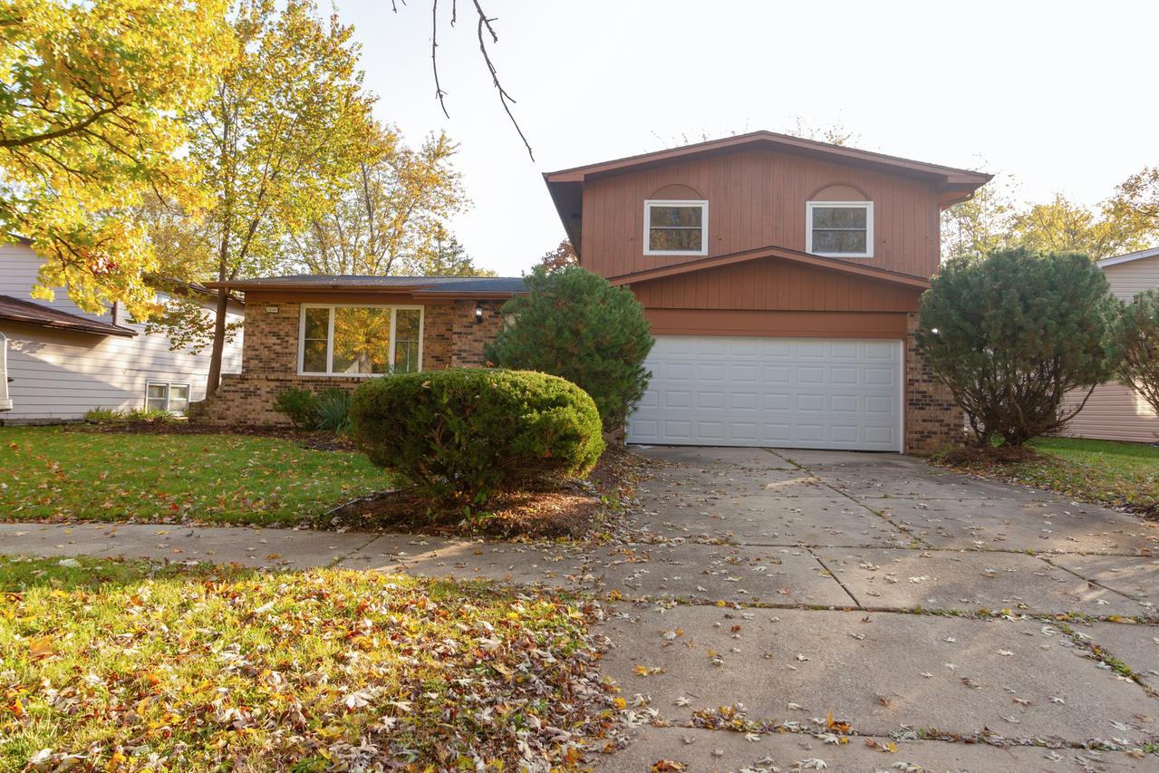 22561 Mission Dr., Richton Park, IL 60471