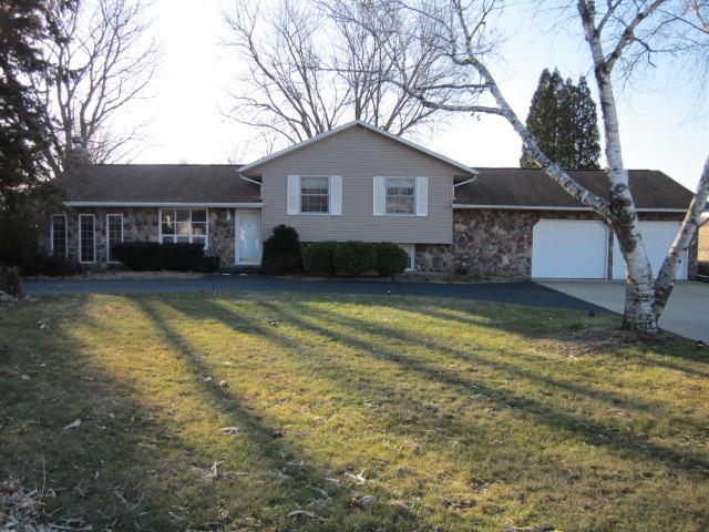 325 Brad Mar Dr., Pearl City, IL 61062