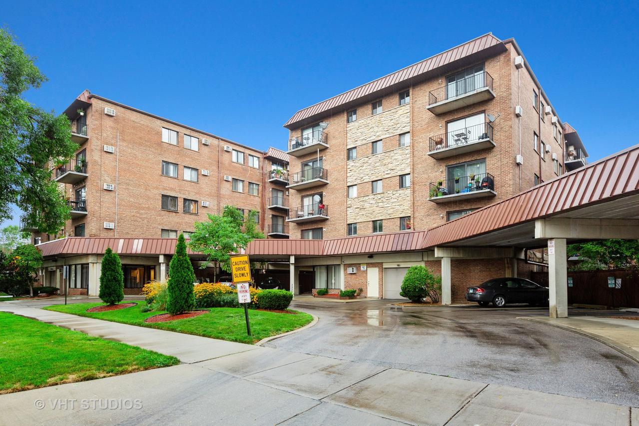 2333 N Neva Ave. #405C, Chicago, IL 60707