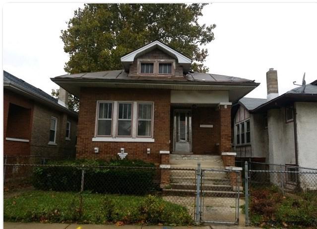1230 N Waller Ave., Chicago, IL 60651
