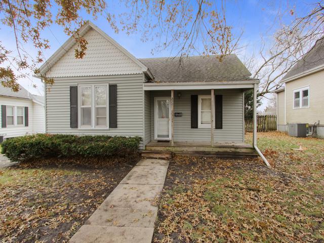 220 S Wilson St., Clinton, IL 61727